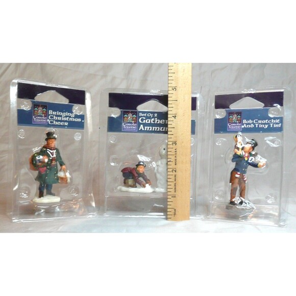 Lot 3 Lemax Christmas Village People - Gathering Ammunition, Bringing Cheer, Tim - Picture 2 of 8